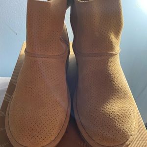 Ugg summer ankle boot with holes